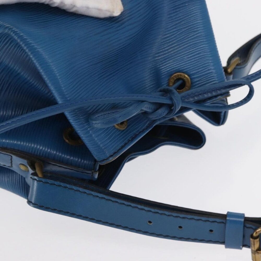 Authentic LOUIS VUITTON Epi Petit Noe Shoulder Bag Blue M44105 LV - Picture 13 of 16